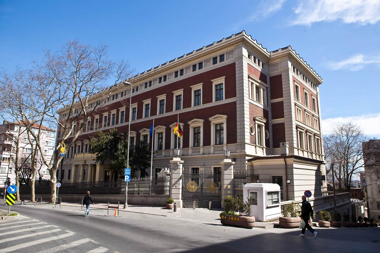 Ayaspaşa Alman Elçilik Sarayı