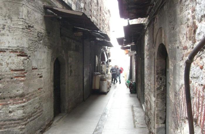 Beyazıt Yağlıkçılar Cebeci Han