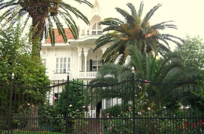 Büyükada Abdülkadir Efendi Köşkü