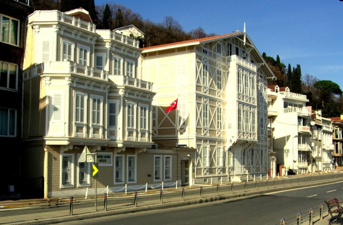 Büyükdere Azaryan Yalısı