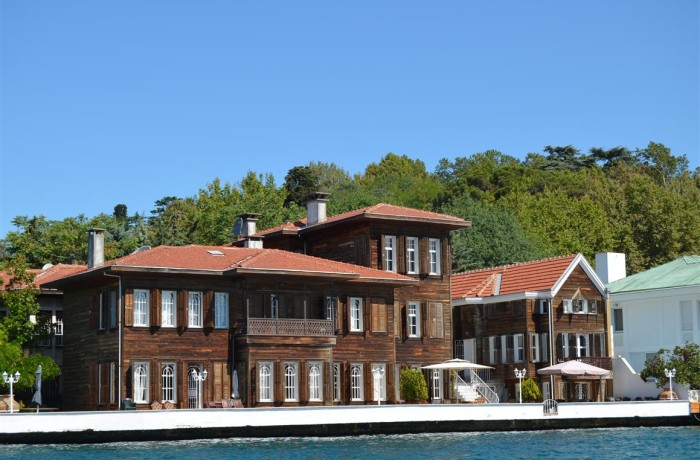 İstinye Recaizade Mahmut Ekrem Yalısı