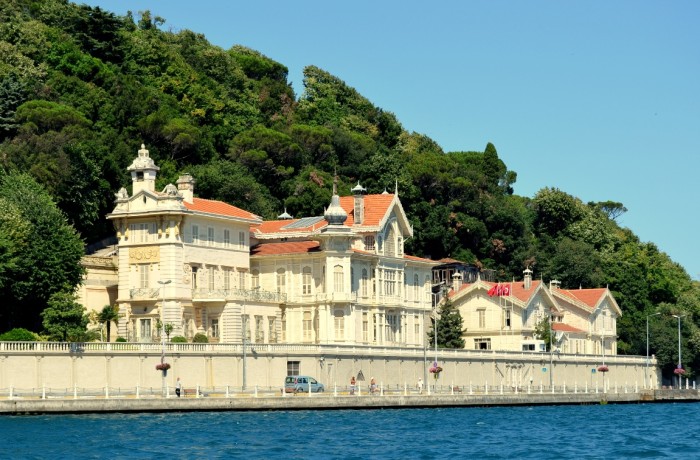 Tarabya Huber Sahilhanesi