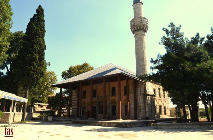 Topkapı Takkeci İbrahim Ağa Camii