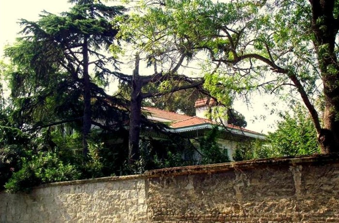 Üsküdar Bağlarbaşı Şehzade Ömer Hilmi Efendi Köşkü