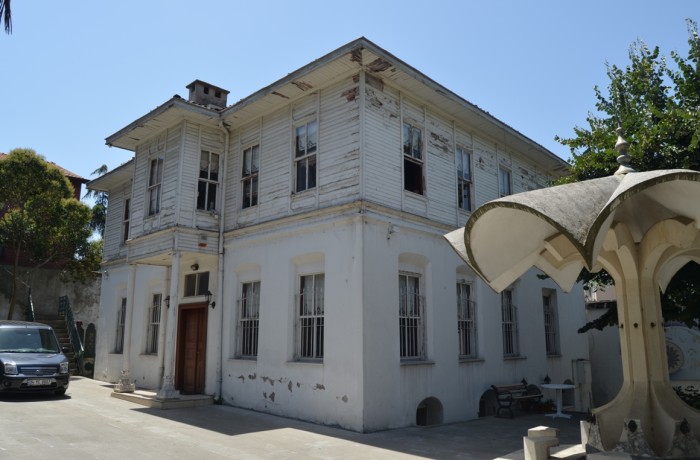 Üsküdar Doğancılar Mevlevihane Camii