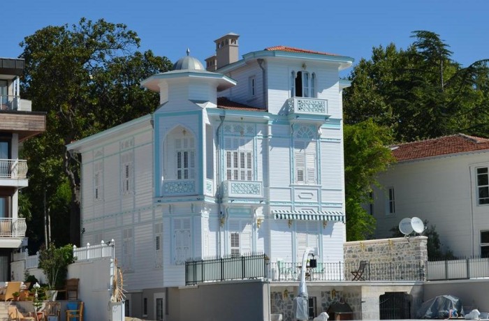 Yeniköy Dr. Hulusi Behçet Yalısı