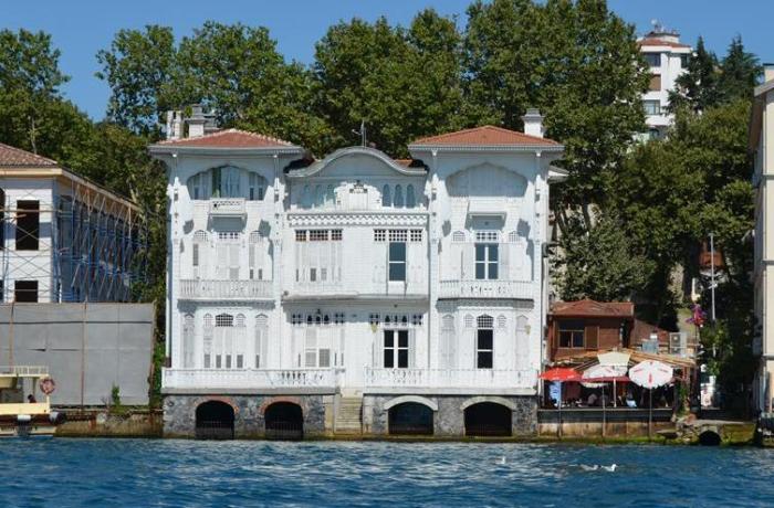 Yeniköy Faik ve Bekir Beyler Yalısı